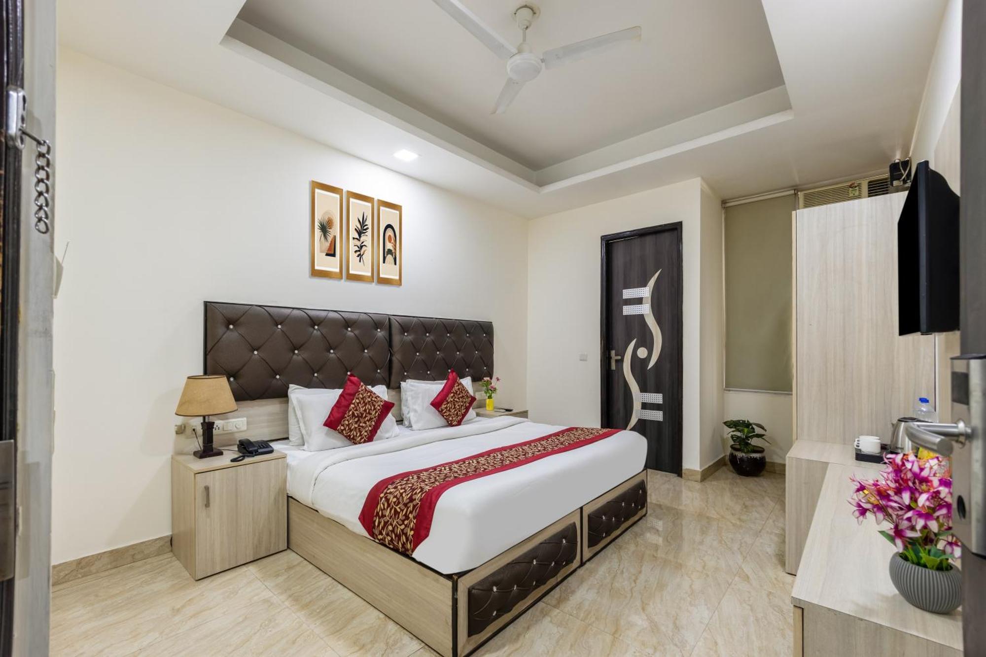Kabul Hotel By Nexhub Palace - Medanta Gurgaon Exterior photo
