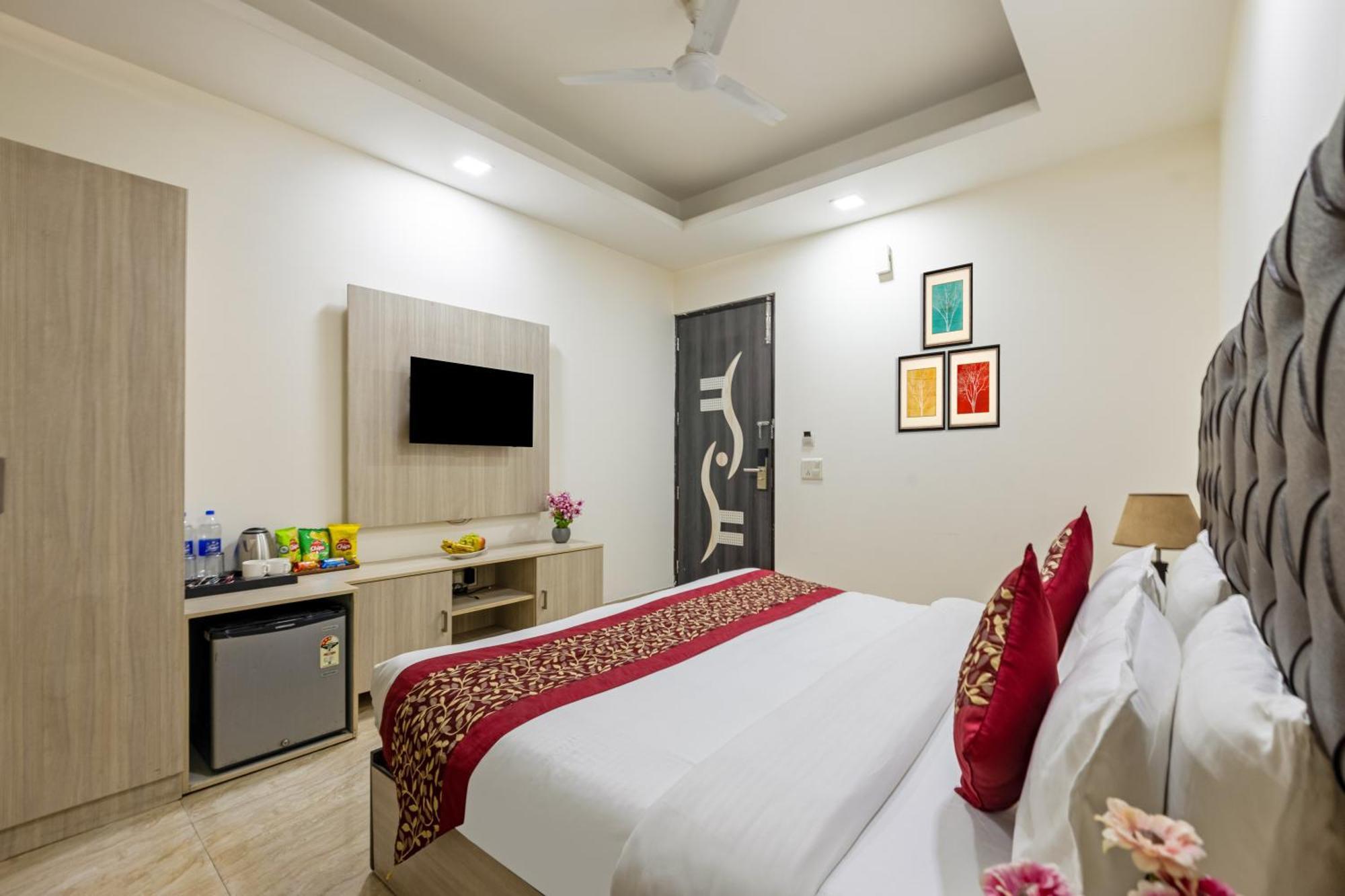 Kabul Hotel By Nexhub Palace - Medanta Gurgaon Exterior photo
