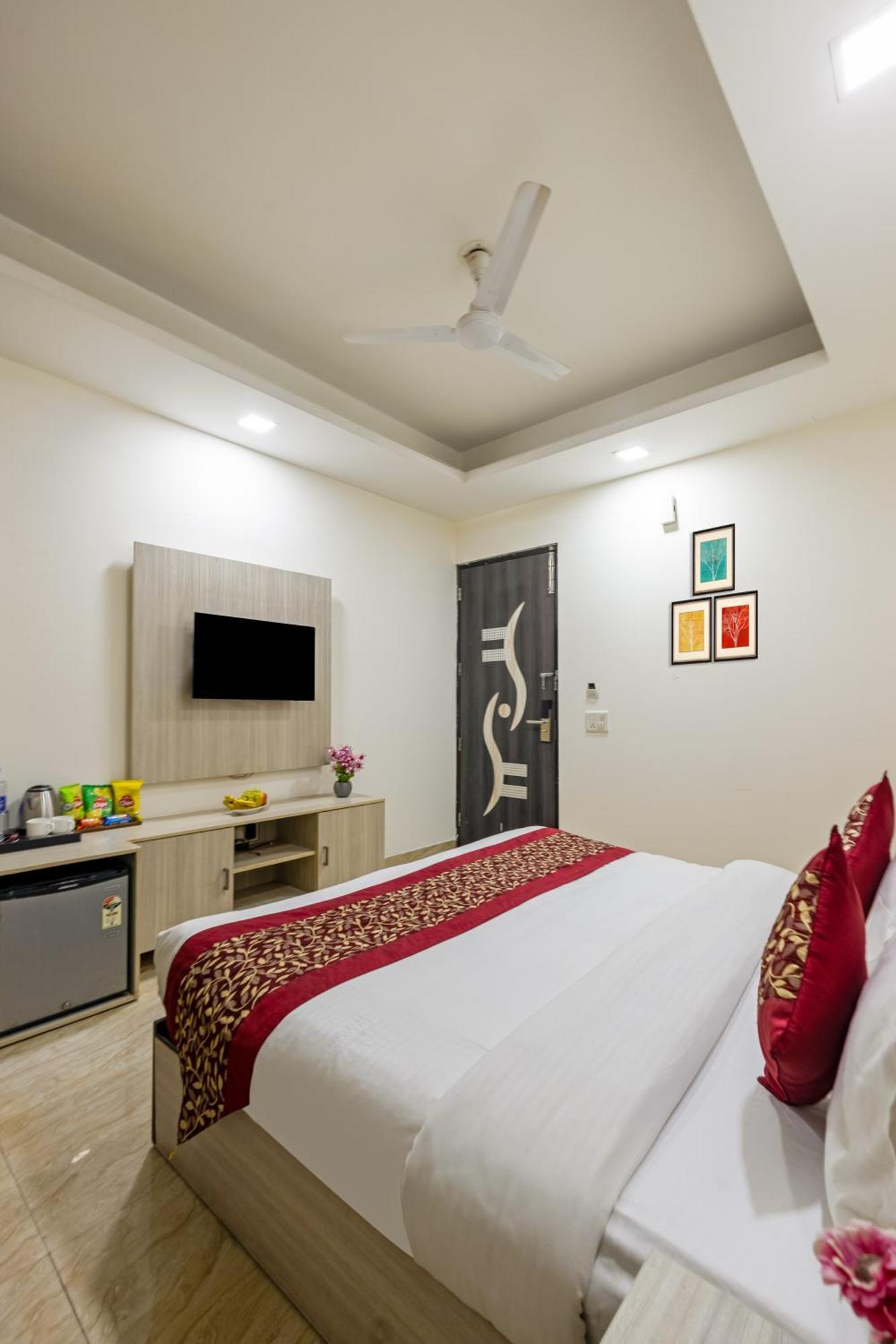 Kabul Hotel By Nexhub Palace - Medanta Gurgaon Exterior photo