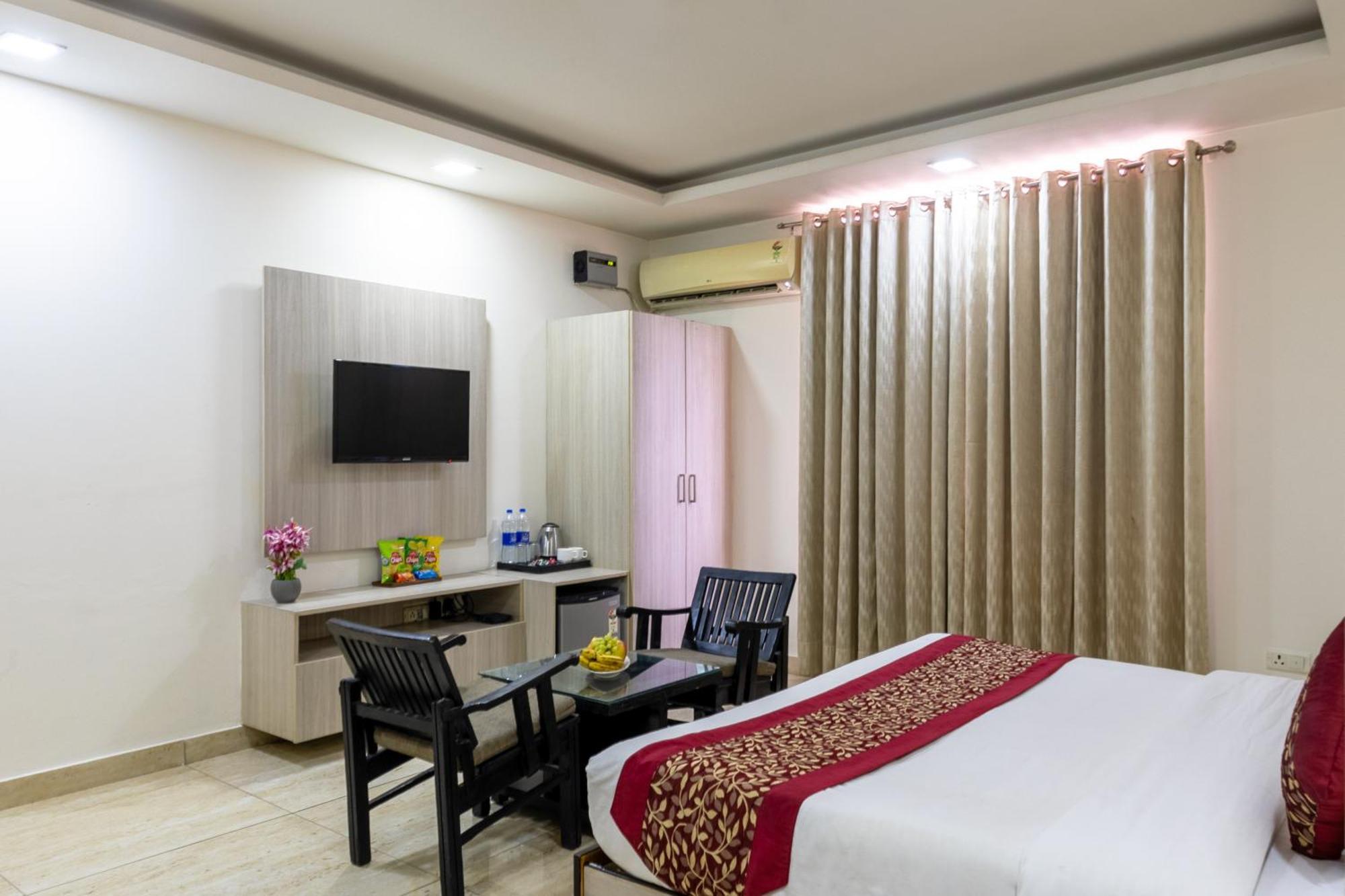 Kabul Hotel By Nexhub Palace - Medanta Gurgaon Exterior photo